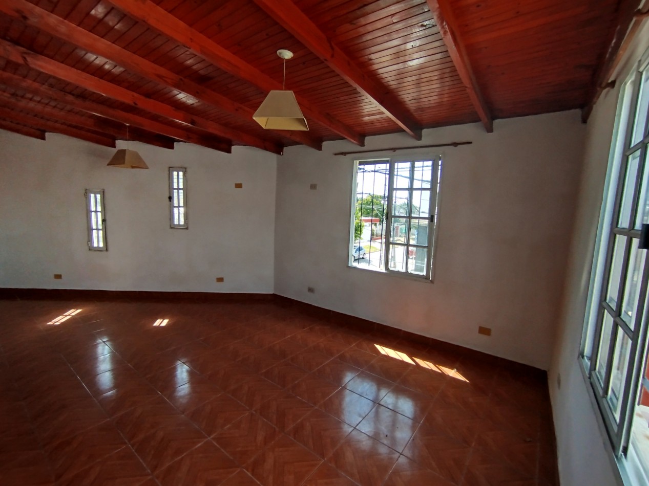 Alquiler departamento tres ambientes p.alta Jose C Paz 