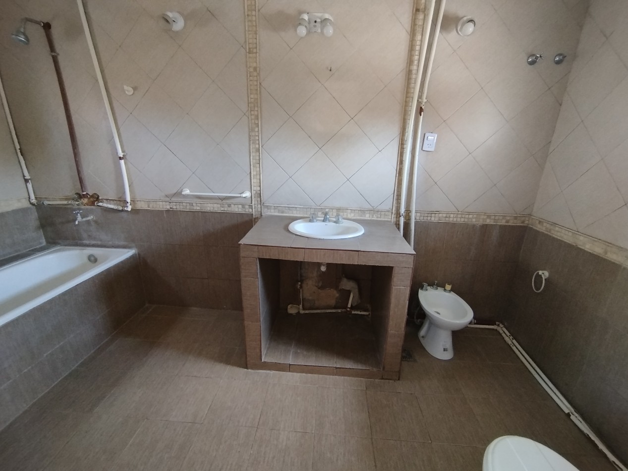 Alquiler departamento tres ambientes p.alta Jose C Paz 