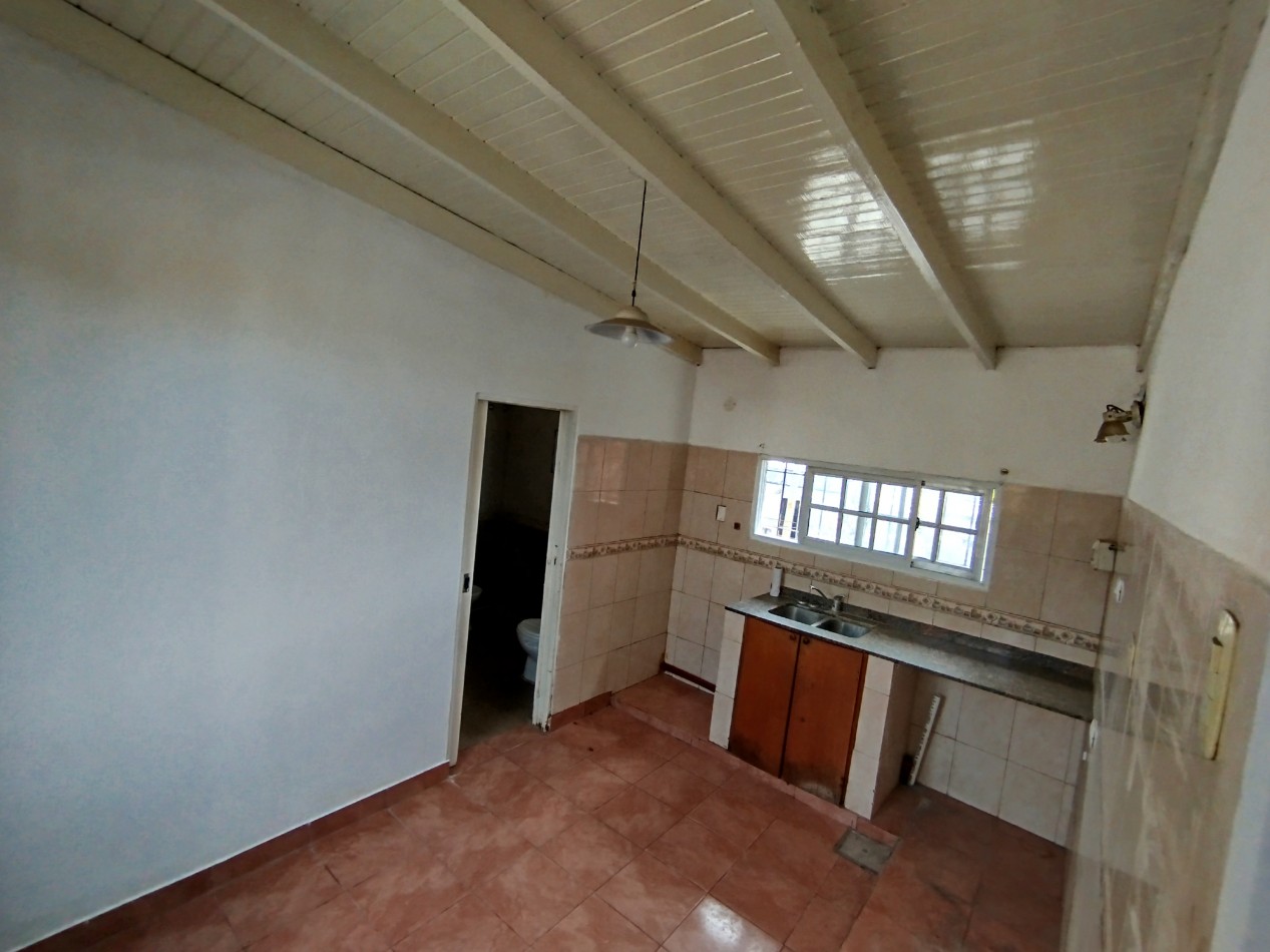 Alquiler departamento tres ambientes p.alta Jose C Paz 