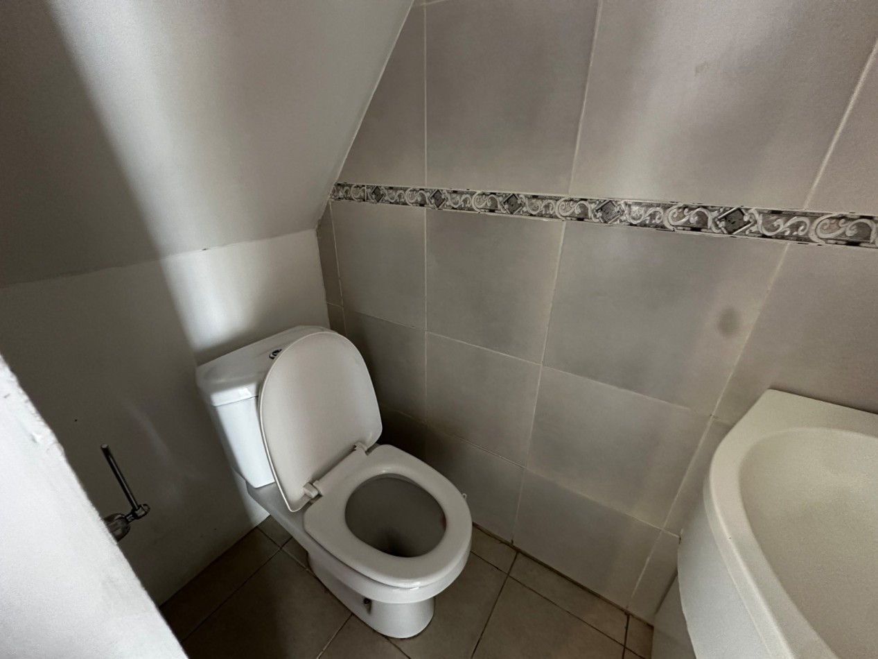 Venta de casa estilo Triplex apto credito Jose C Paz 