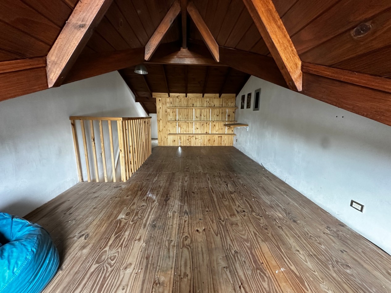 Venta de casa estilo Triplex apto credito Jose C Paz 