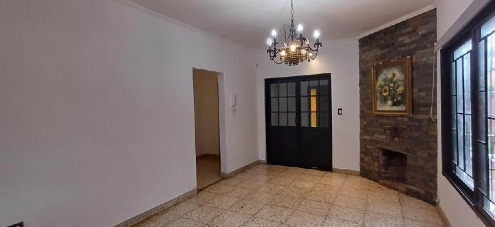 Alquiler casa con pileta 5 cocheras Jose C Paz 