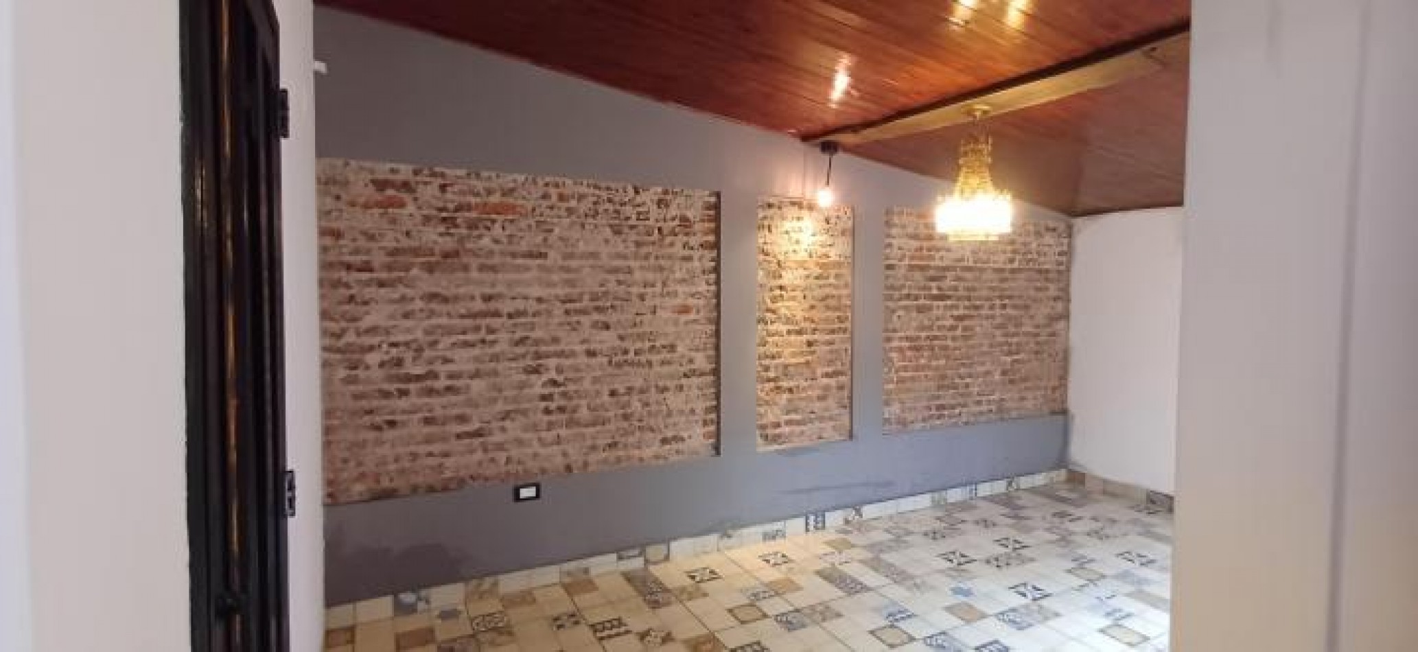 Alquiler casa con pileta 5 cocheras Jose C Paz 