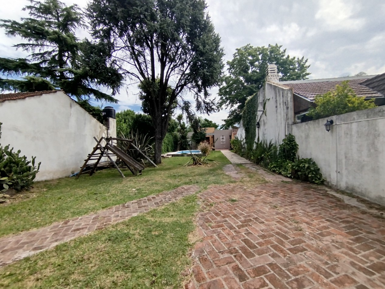 Venta Casa pileta cochera apto credito Jose C Paz 