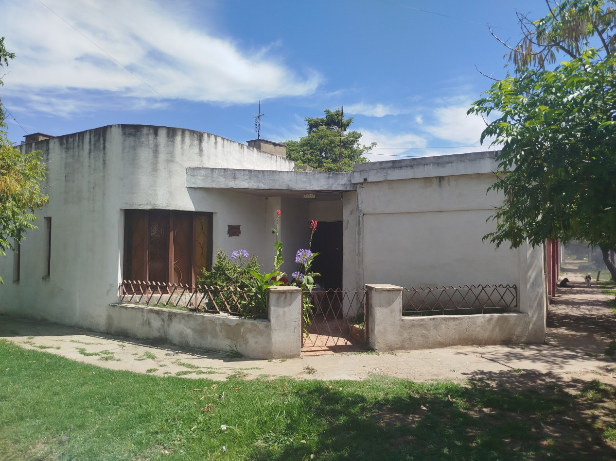 venta Casa tres ambientes apta credito los Polvorines Malvinas argentinas 