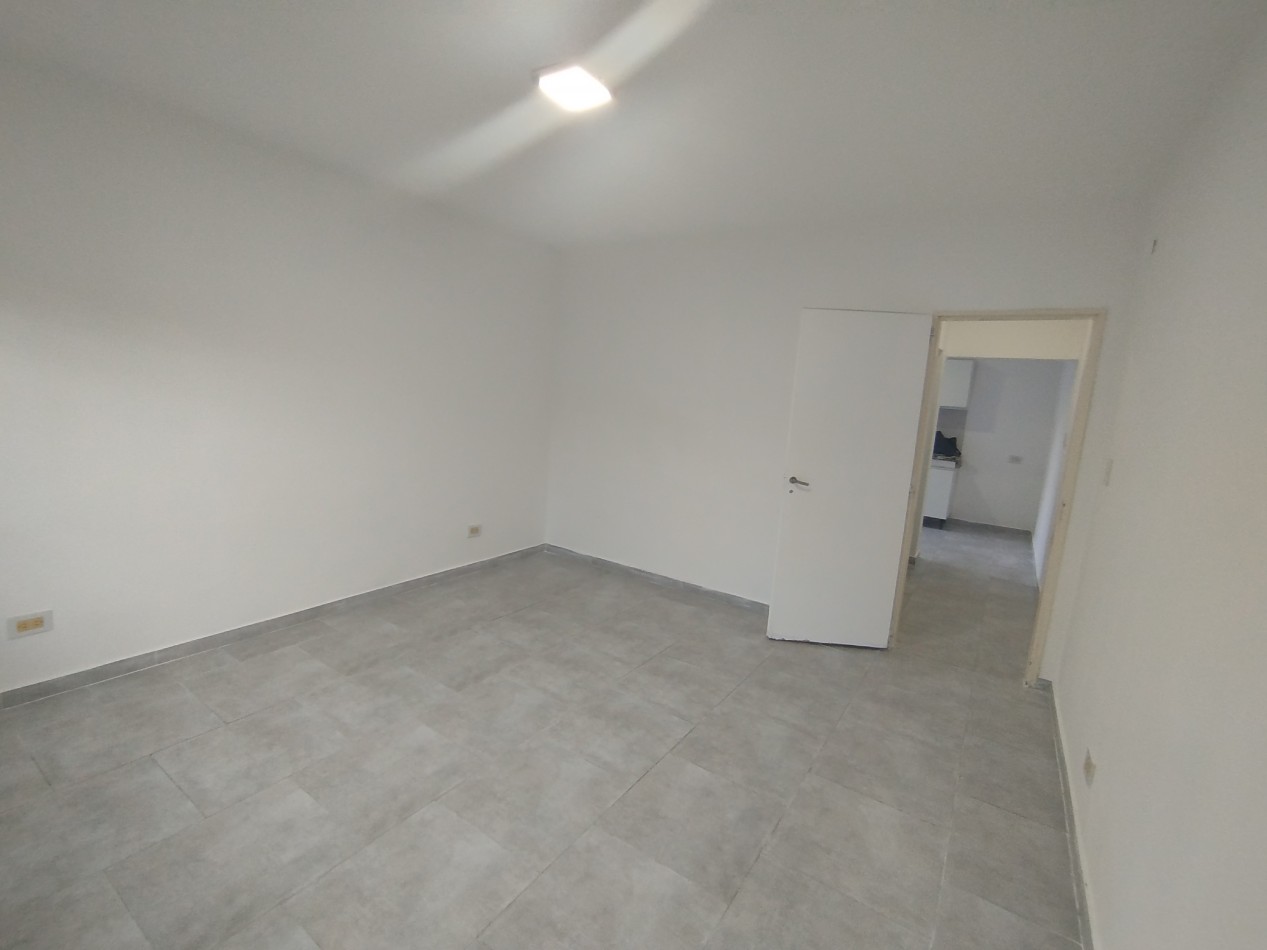 Alquiler departamento dos ambientes Jose C Paz 