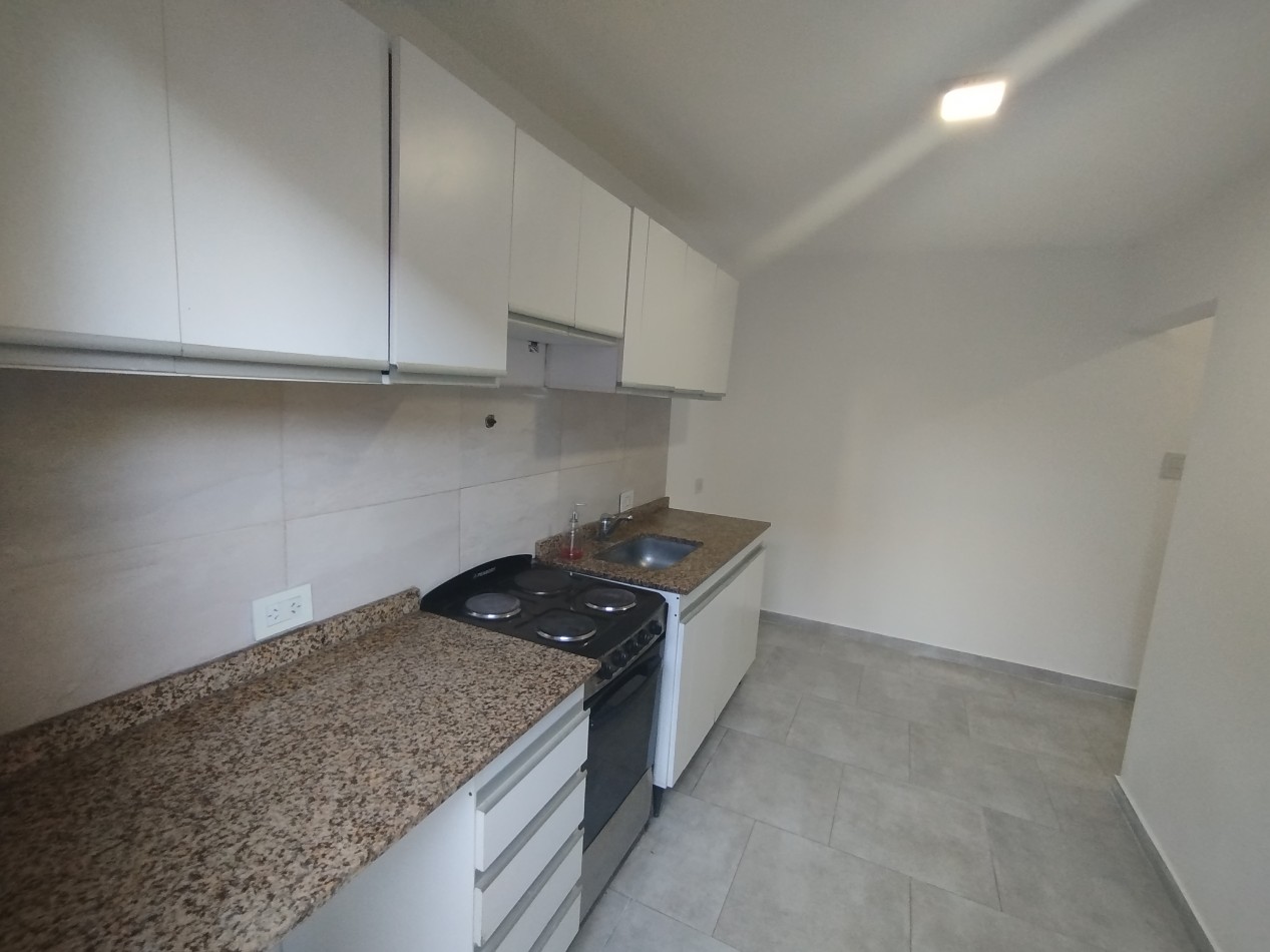 Alquiler departamento dos ambientes Jose C Paz 