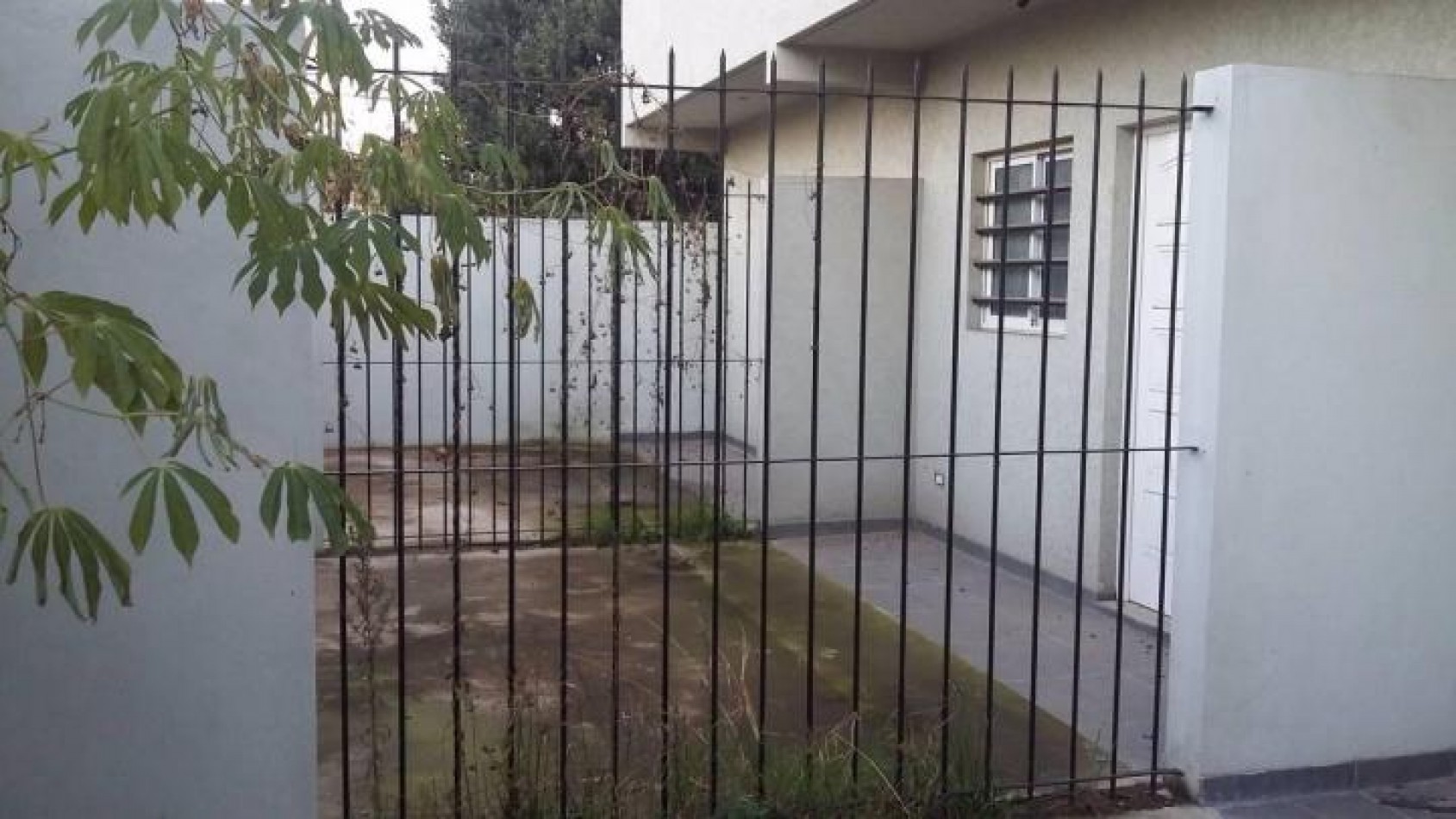 Venta Casa Triplex Jose C Paz Financia 