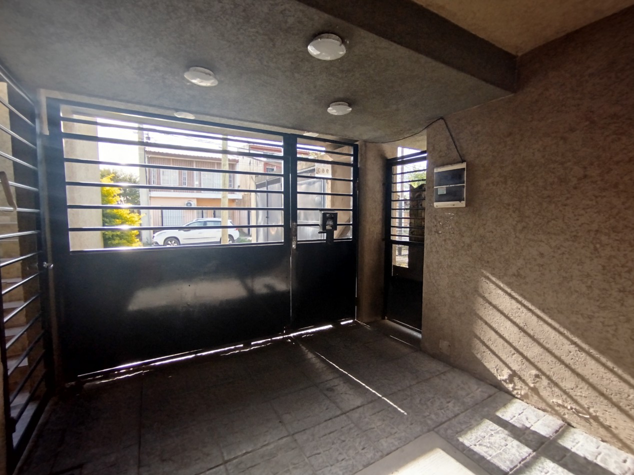 Venta Casa Triplex Jose C Paz Financia 