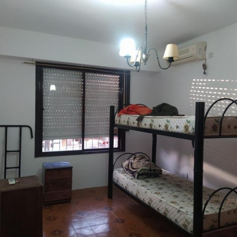 venta Casa y dos departamentos villa de mayo Malvinas argentinas 