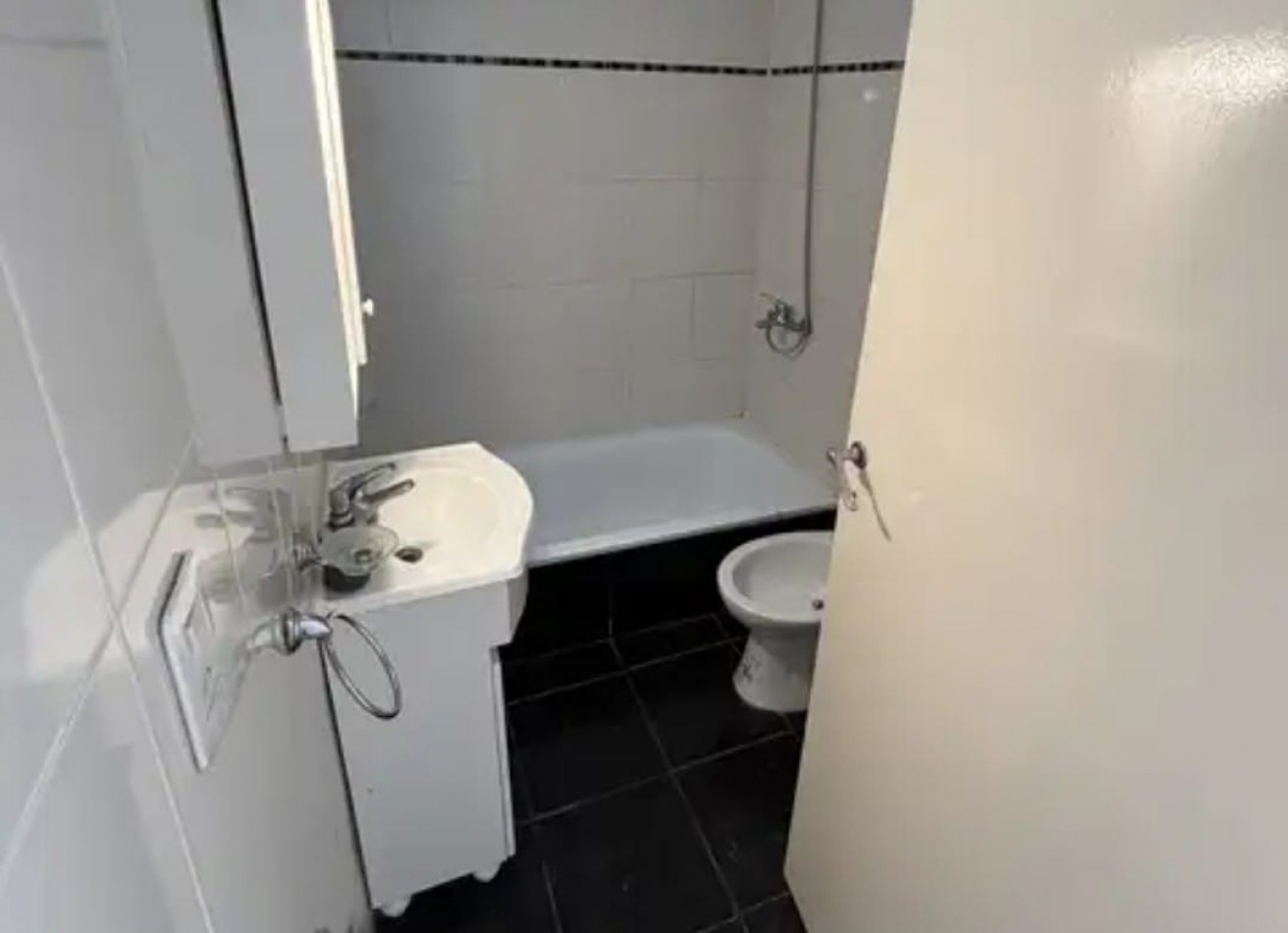 Alquiler departamento dos ambientes cochera Muñiz  san Miguel 