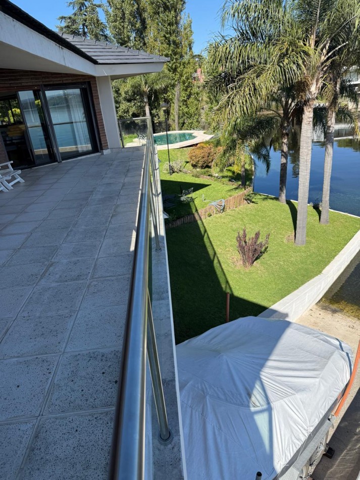 Venta casa de categoria Villa Carlos Paz Cordoba