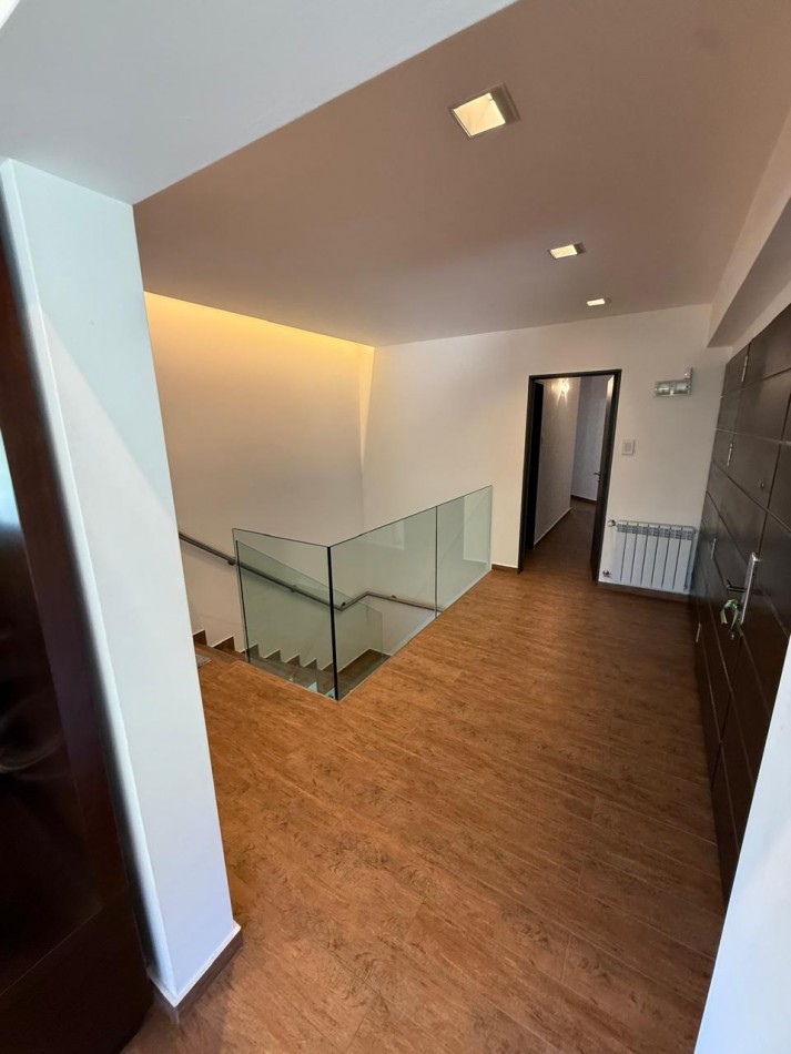 Venta casa de categoria Villa Carlos Paz Cordoba