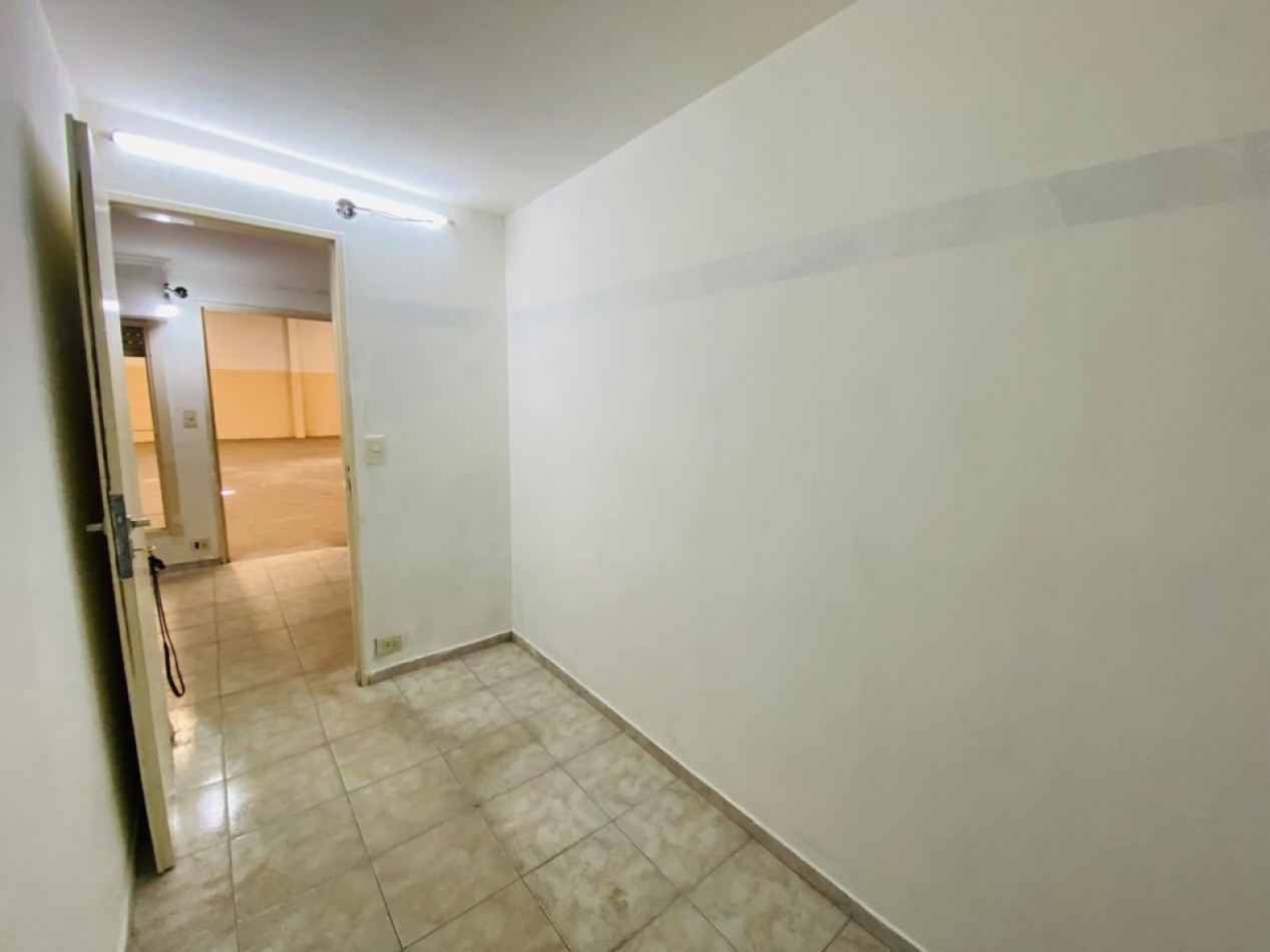 Alquiler galpon comercial Jose C Paz 