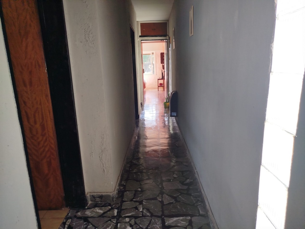 Venta casa cuatro ambientes pileta Apto credito san Miguel 