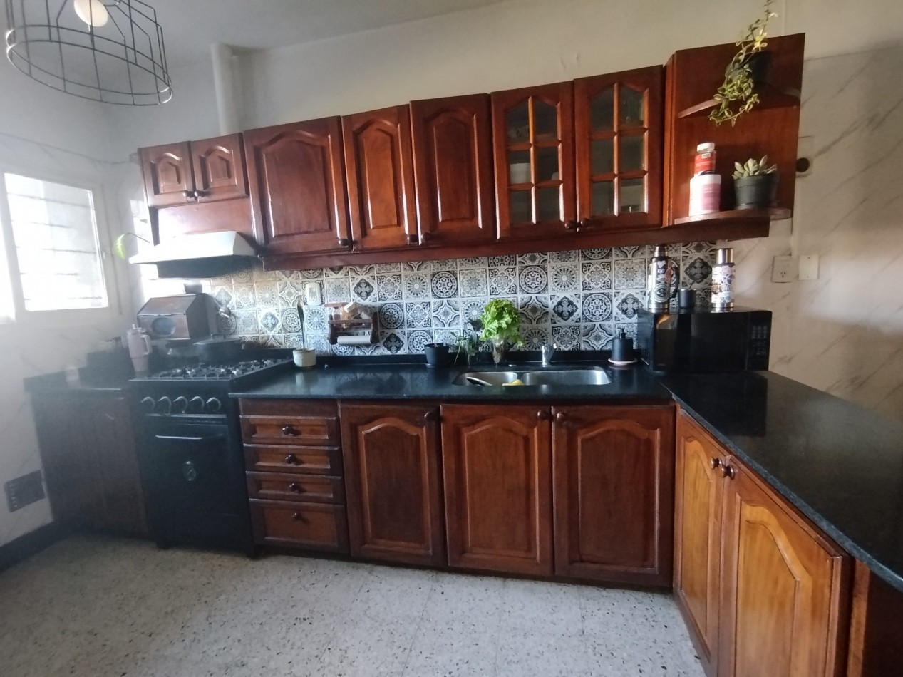 Venta casa cuatro ambientes pileta Apto credito san Miguel 