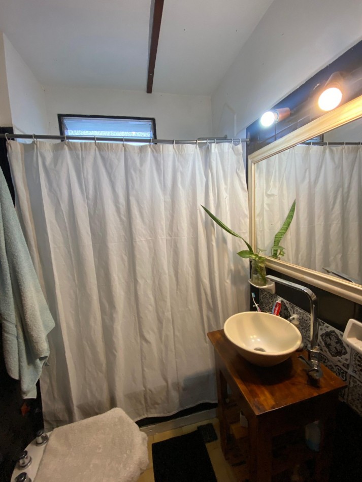 Venta casa cuatro ambientes pileta Apto credito san Miguel 