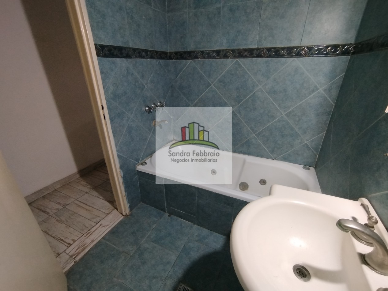 Venta casa tres ambientes san Miguel 