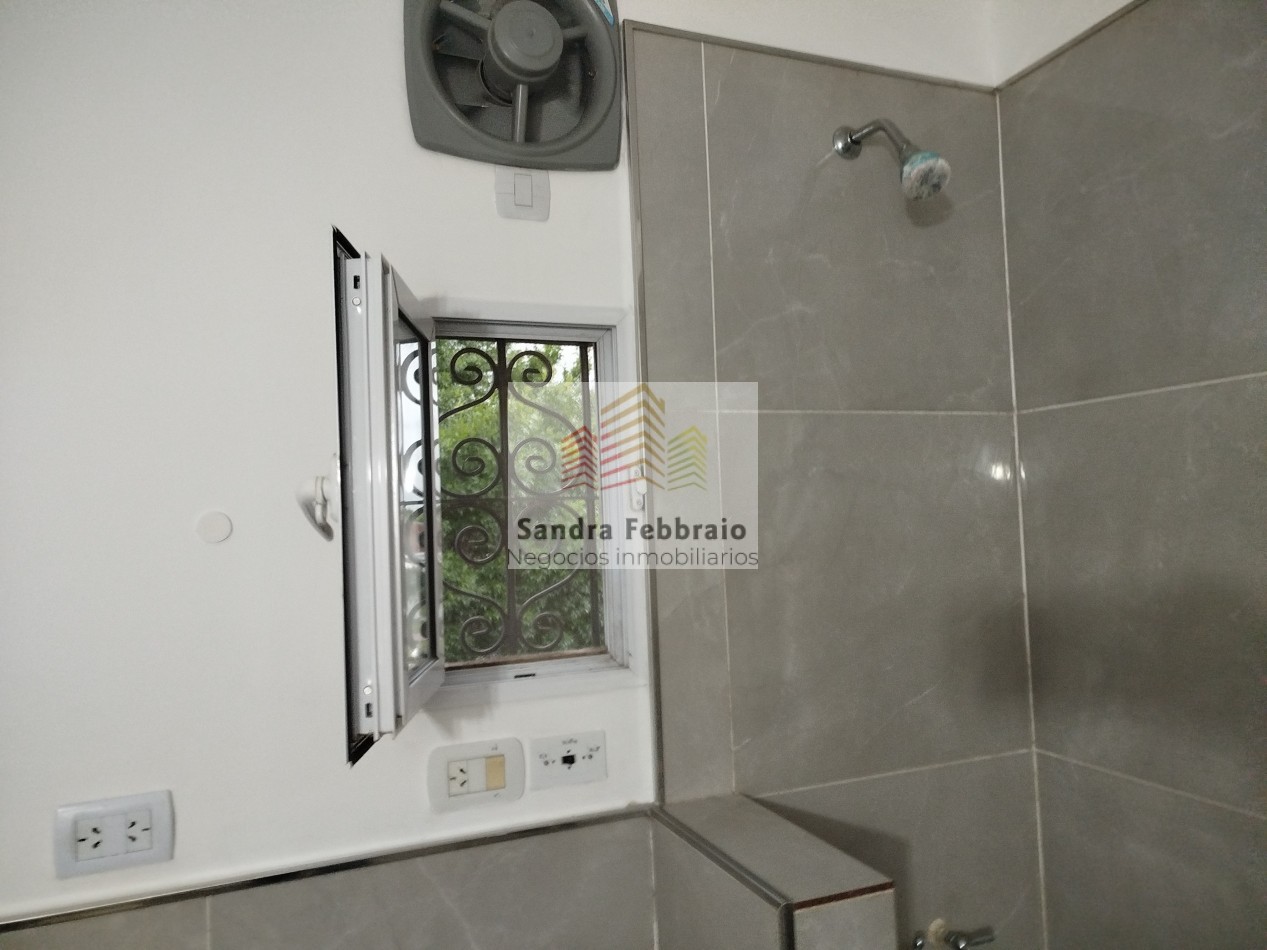 Alquiler departamento dos ambientes villa de mayo Malvinas argentinas 