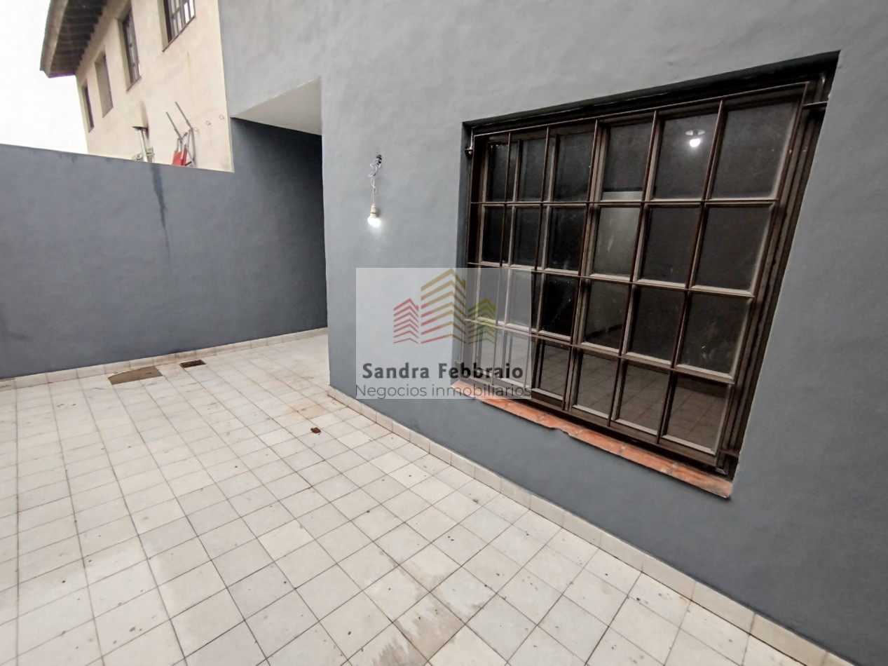 Venta casa estilo duplex cuatro ambientes san Miguel 