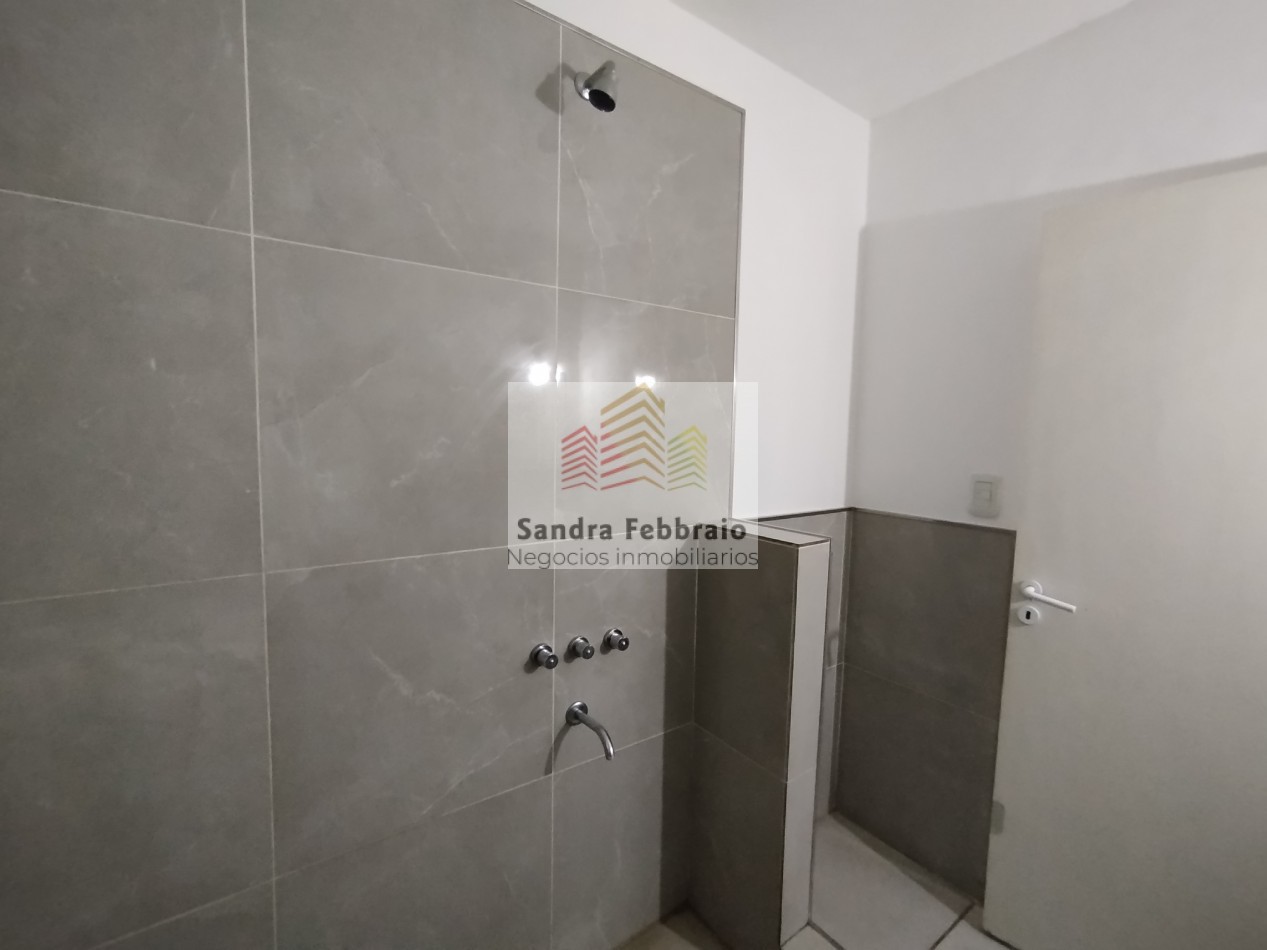 Alquiler departamento dos ambientes villa de mayo Malvinas argentinas 